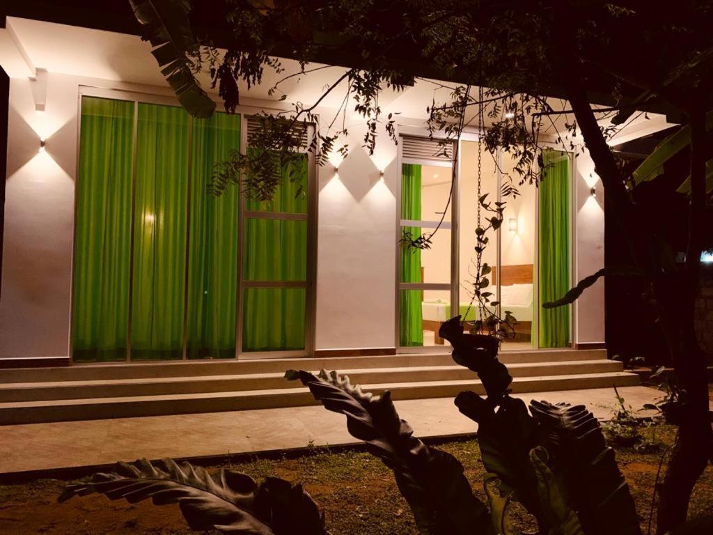 Elegant Yala Safari House *